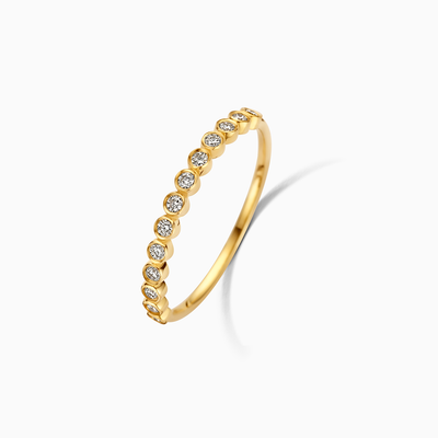 Zinovia | Classic Eternity Band