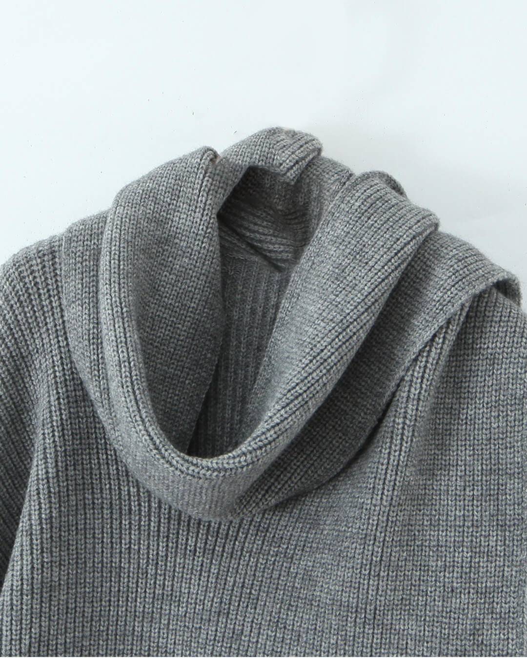 Xia Loose Knit Sweater with Scarf