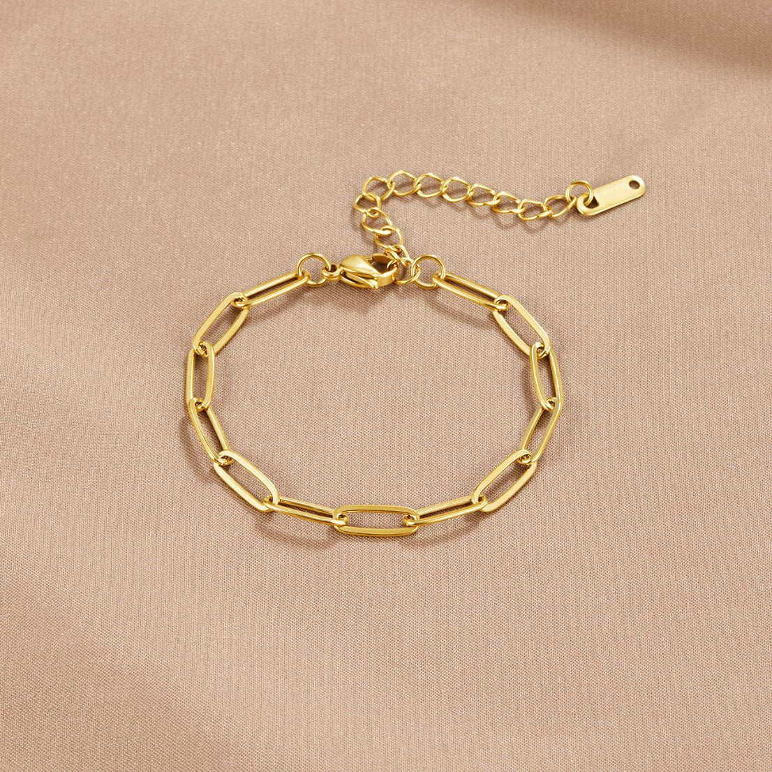 Carita | Elegant Link Bracelet