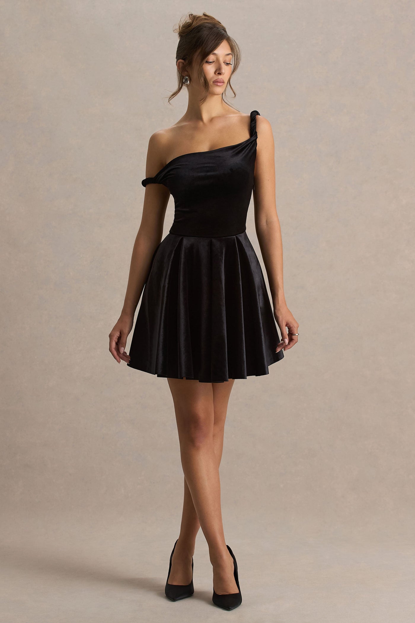 Leticia | Black Asymmetric-Neck Velvet Mini Dress With Twist-Sleeve