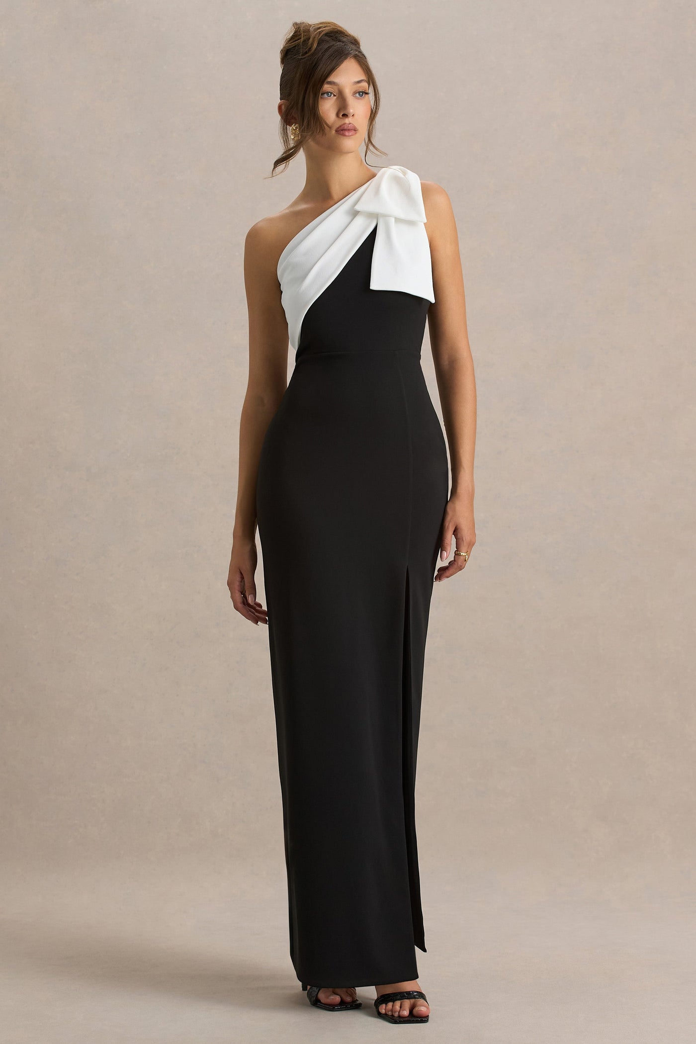 Kiri | Black & White One-Shoulder Bow Maxi Dress